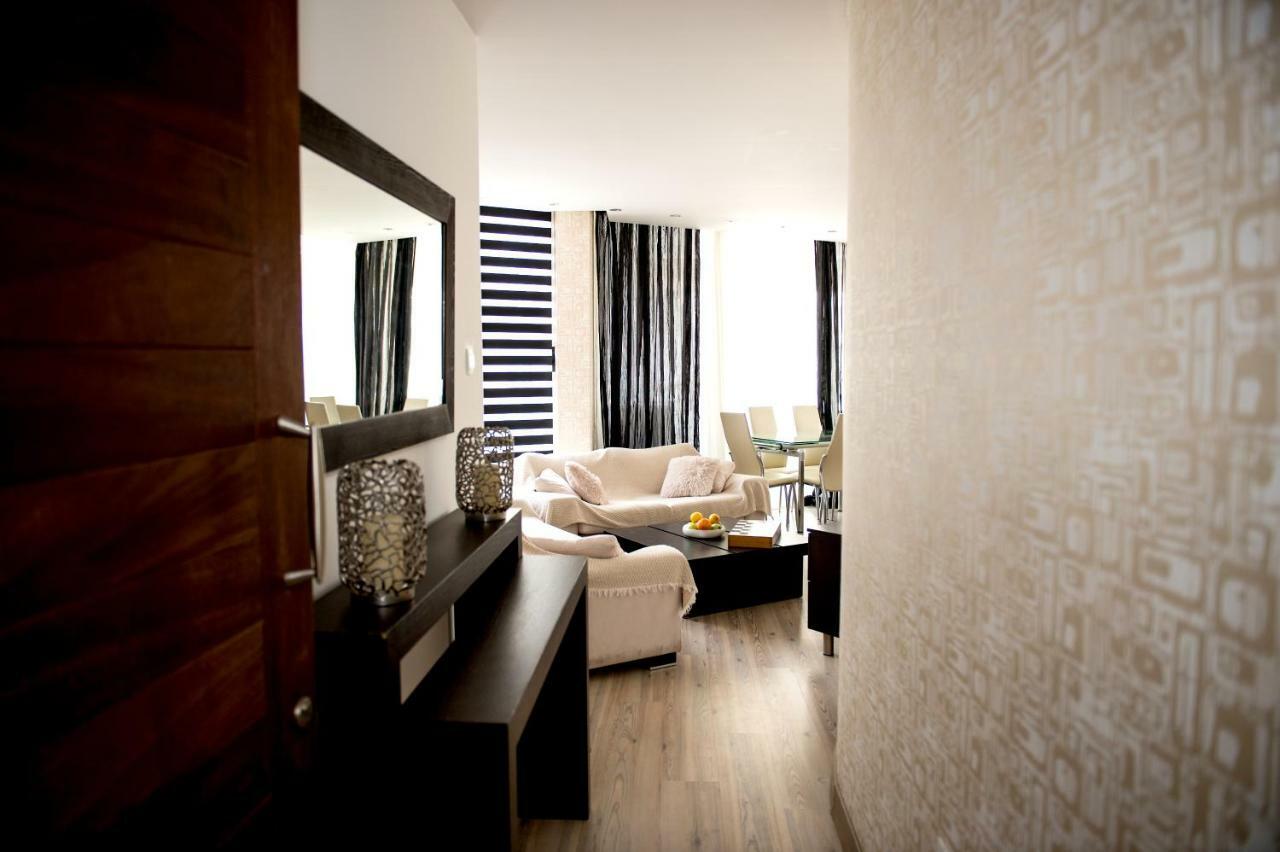 Sophia Court Apartment Larnaca Extérieur photo